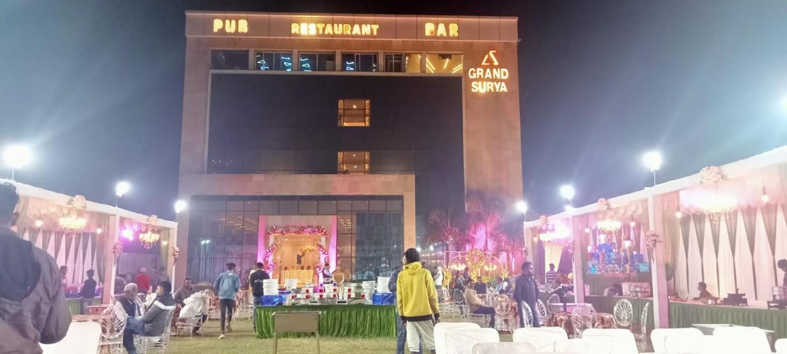 Hotel Grand Surya Kodarma 외부 사진