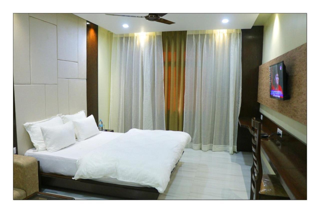 Hotel Grand Surya Kodarma 외부 사진