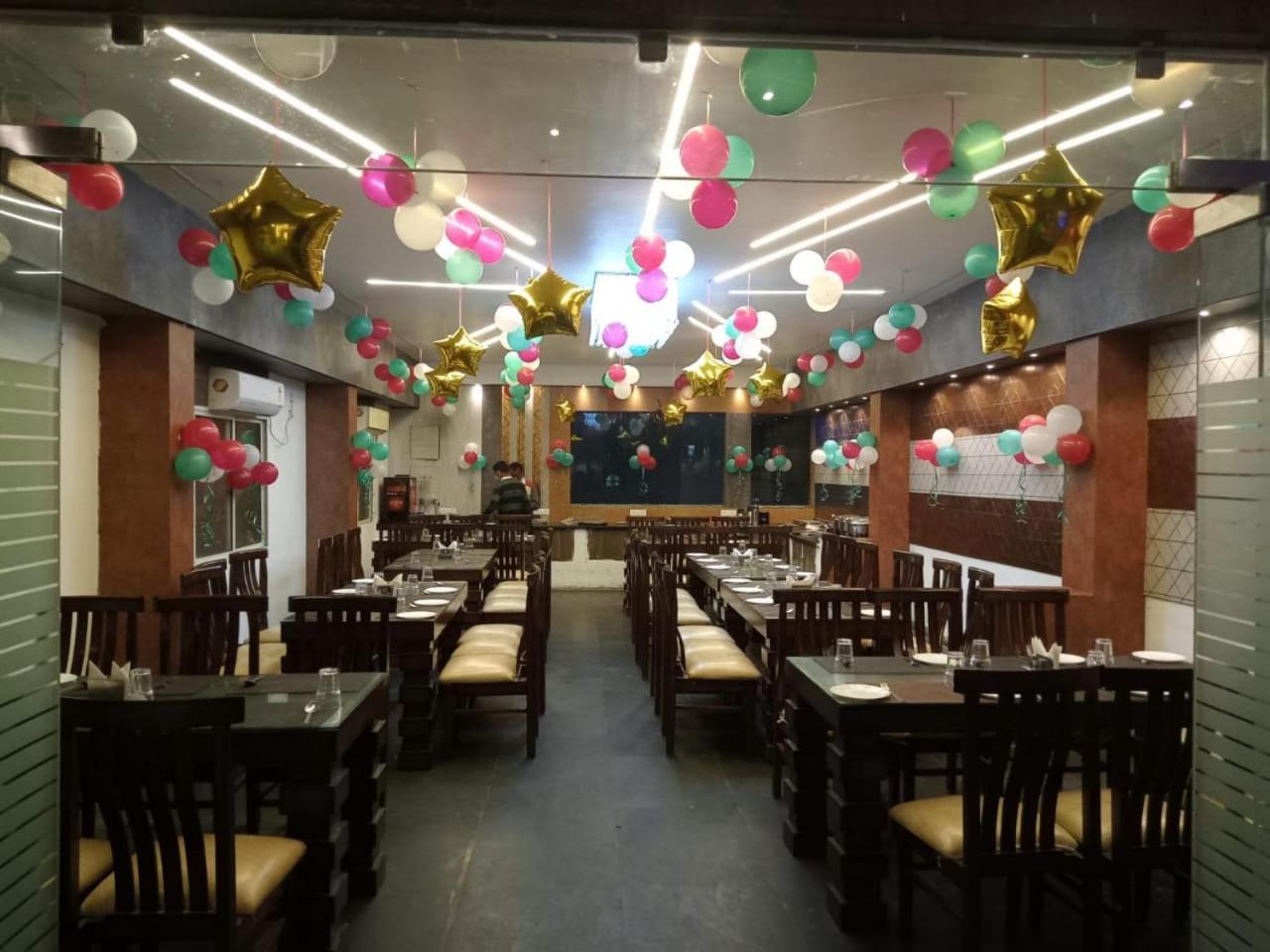 Hotel Grand Surya Kodarma 외부 사진